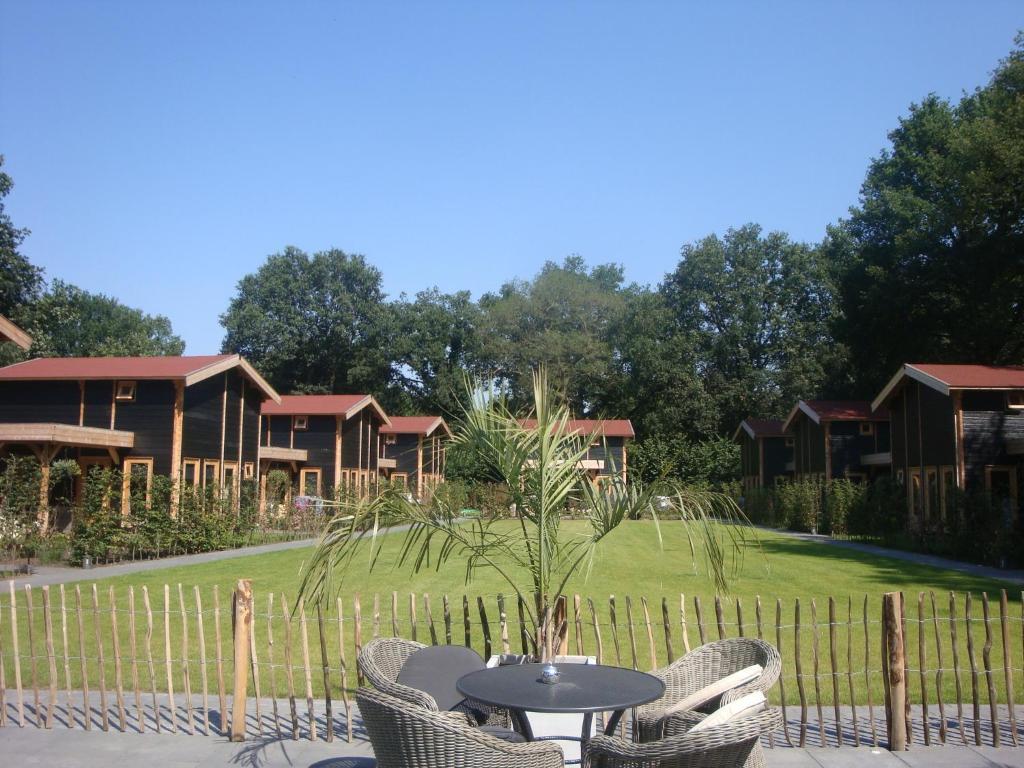 De Eikensingel Hotel Uddel Esterno foto